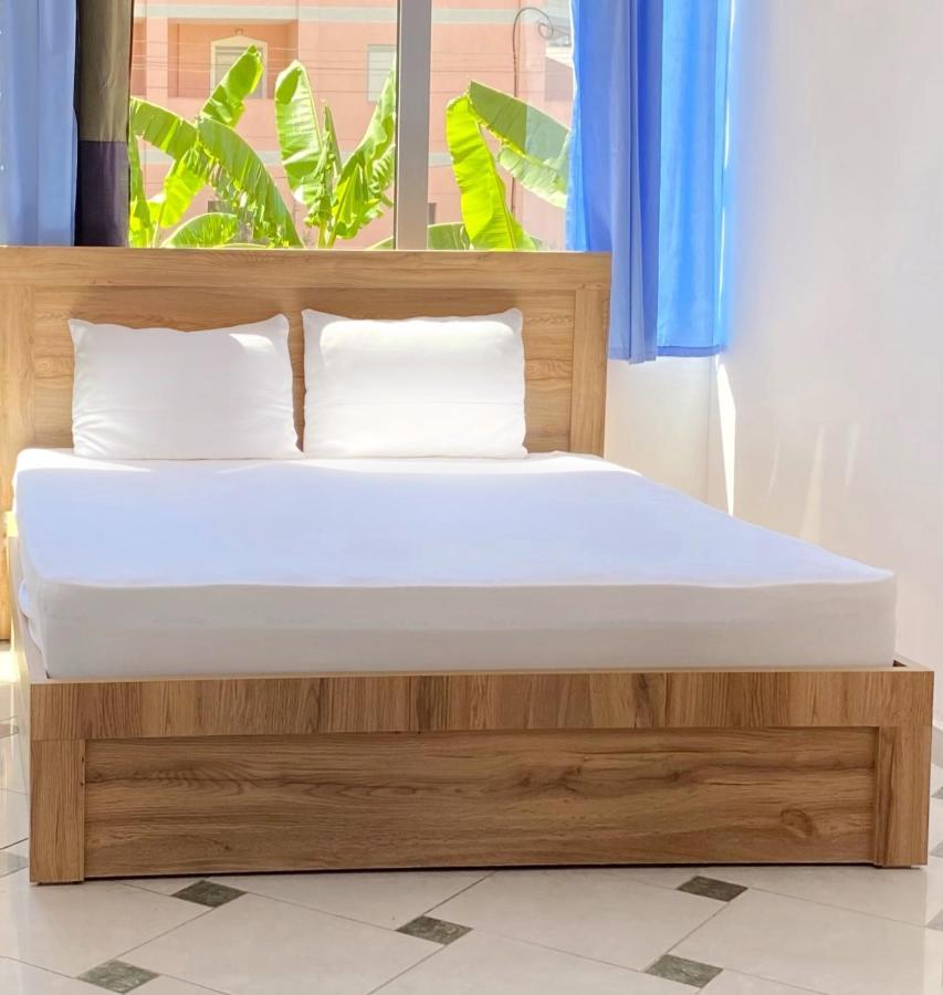Hostel Hasta La Vista Sarandë 외부 사진