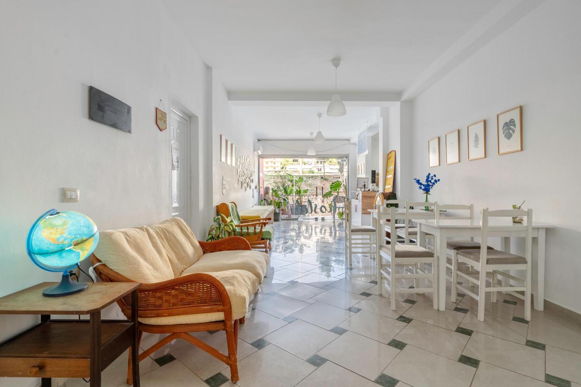 Hostel Hasta La Vista Sarandë 외부 사진