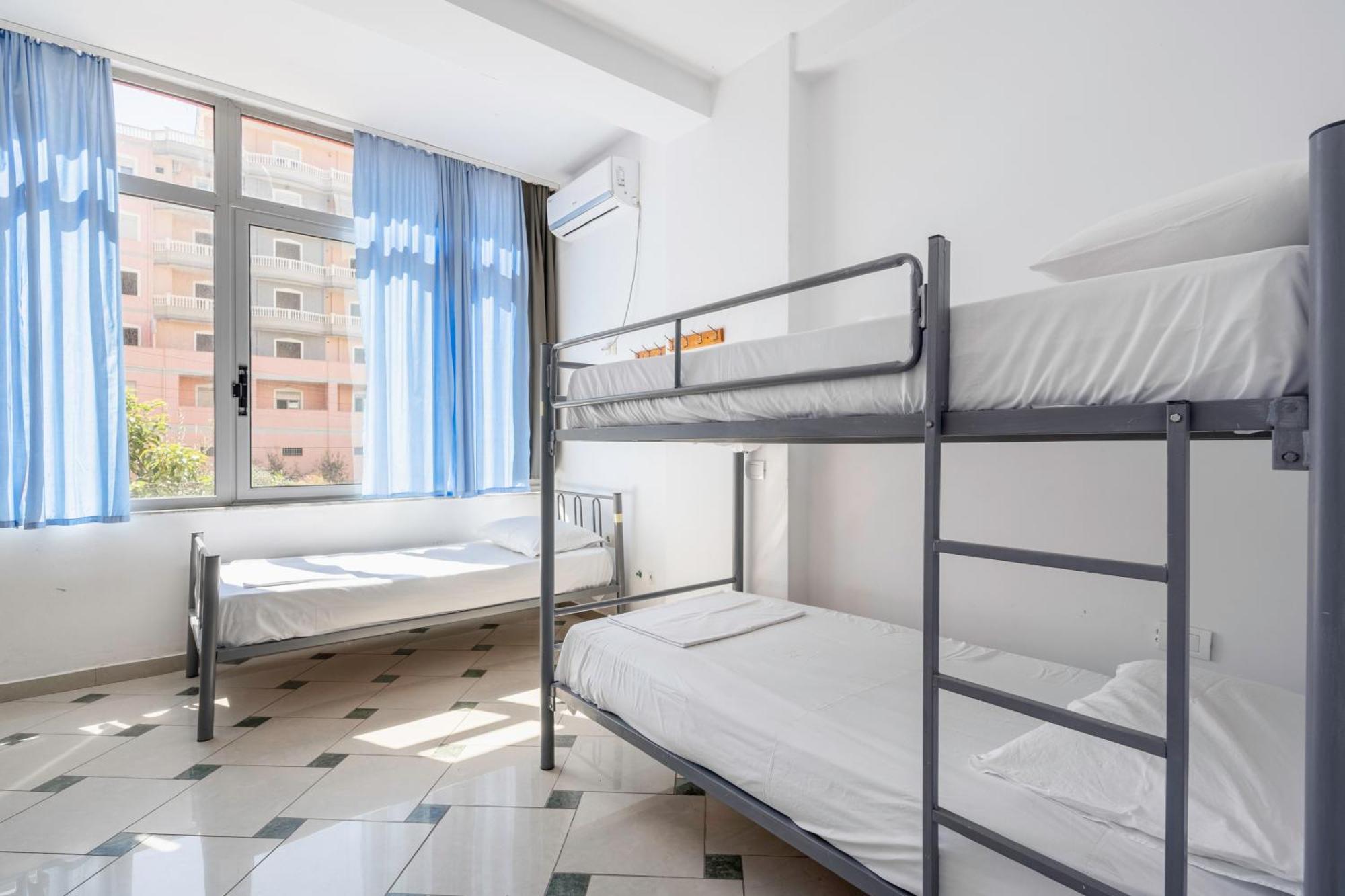 Hostel Hasta La Vista Sarandë 외부 사진