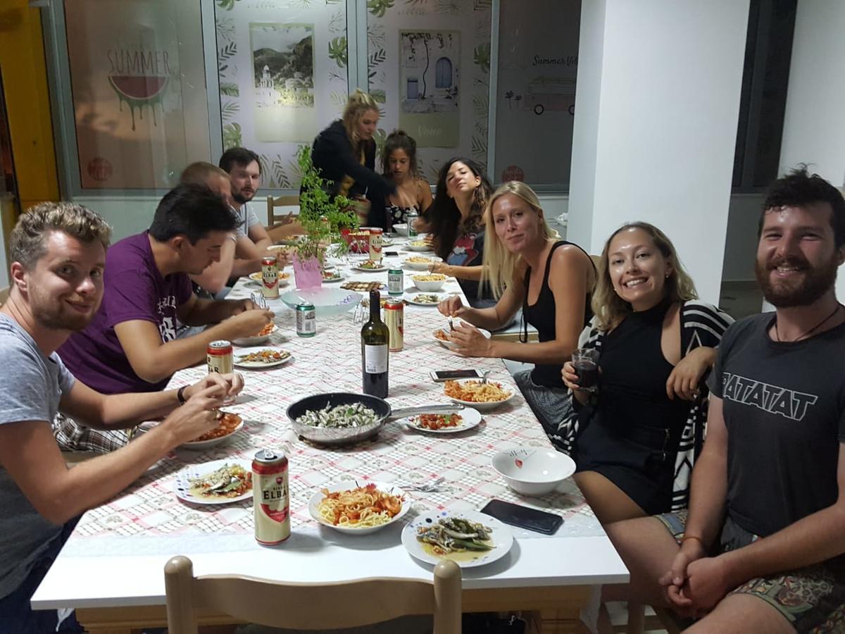 Hostel Hasta La Vista Sarandë 외부 사진